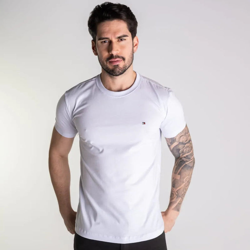 Kit 5 Camisetas Tommy Hilfiger + 3UN Cuecas Boxer de Brinde