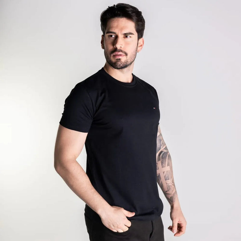 Kit 5 Camisetas Tommy Hilfiger + 3UN Cuecas Boxer de Brinde