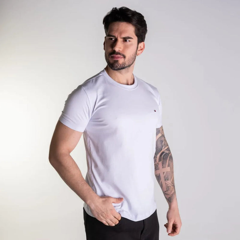 Kit 5 Camisetas Tommy Hilfiger + 3UN Cuecas Boxer de Brinde